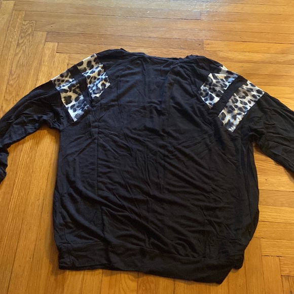 EUC Rae Mode shirt - Picture 4 of 5